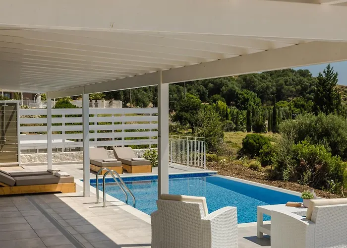 Saint Nicholas 5 *