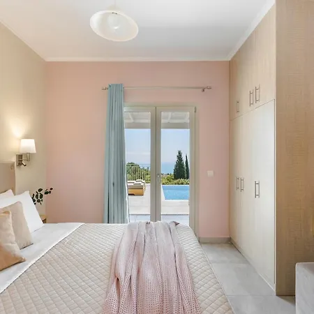 Villa Saint Nicholas 5 *